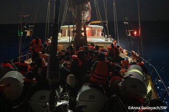 En la imagen, una de las operaciones de rescate de la organización Open Armas este viernes.