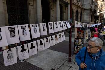 Fotos de víctimas de la dictadura, en Santiago de Chile. 