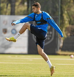 Arsen Zakharyan, en un entrenamiento.