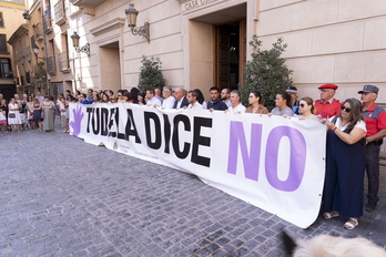 Concentración institucional en Tutera este martes.