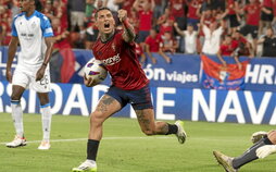 Chimy Ávila celebra su gol en el 78. La alegría apenas duró dos minutos.