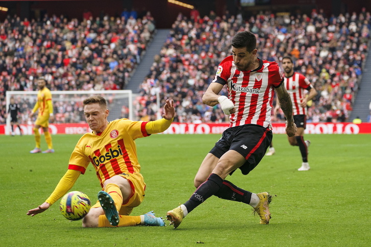 Valverde cuenta con Yuri, que ha entrado en convocatoria junto a Dani García, para jugar de central zurdo.