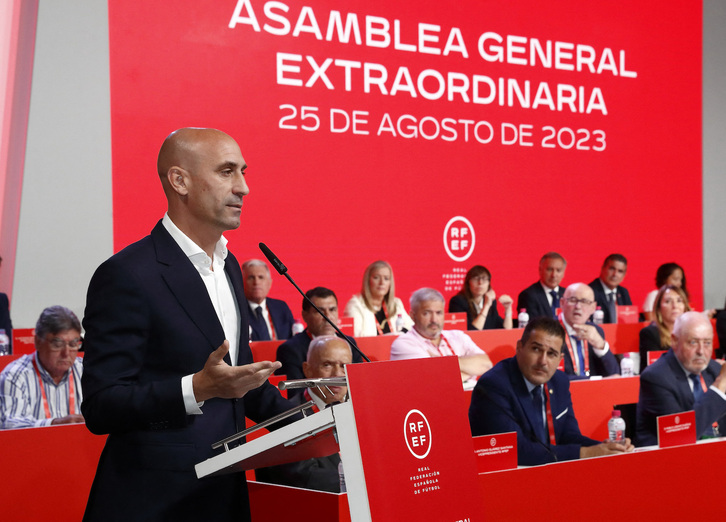 Rubiales en su comparecencia ante la asamblea de la RFEF.