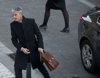 Iñaki Subijana, en 2010, entrando al juicio por el caso de torturas a Portu y Sarasola.