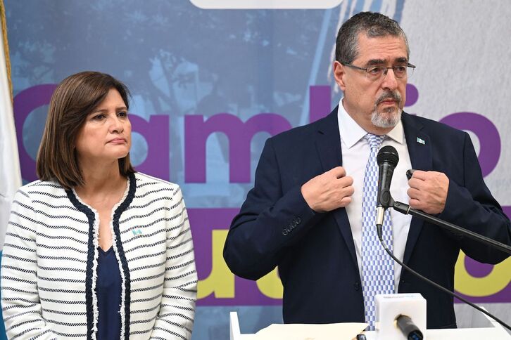 El presidente electo,  Bernardo Arévalo, y la vicepresidenta,  Karin Herrera.