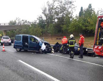 Una persona ha fallecido en el accidente registrado en Bakaiku.