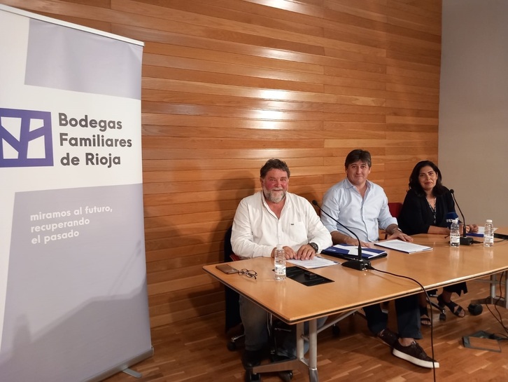 Rueda de prensa ofrecida por la Asociación de Bodegas Familiares de Rioja.