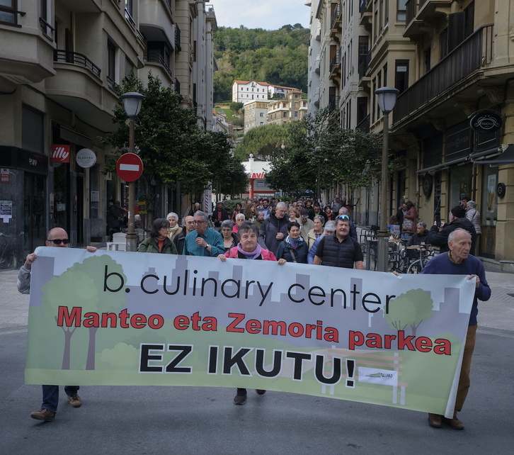 Basque Culinary Center delakoaren proiektuaren kontra maiatzean egin zuten manifestazioa.