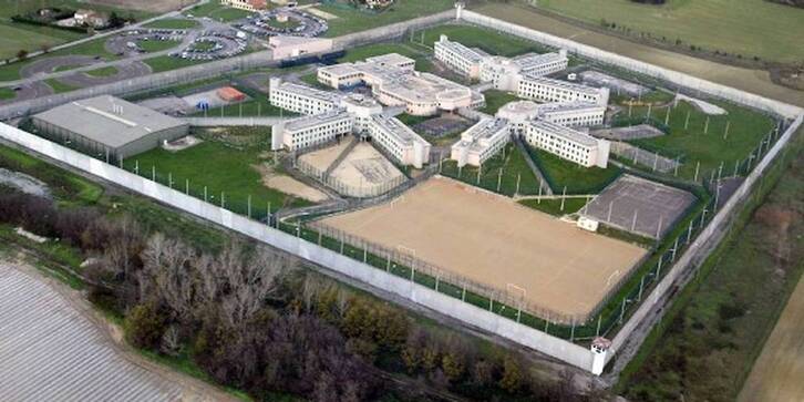 Vista del complejo penitenciarios de Luynes, en la localidad mediterránea de Aix-en-Provence.