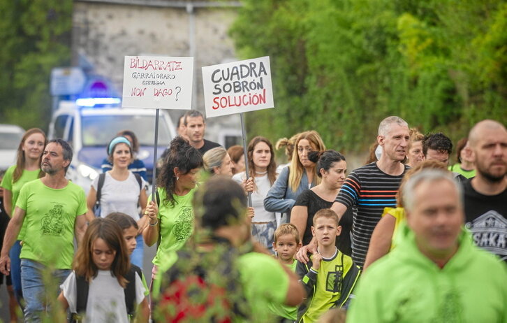 Imagen de una movilización reciente organizada por las familias de Etxaurren Ikastola.