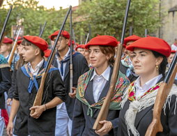 Desfile de la compañía Jaizkibel el 8 de setiembre.