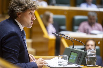 Eneko Andueza, en el pleno de política general del jueves pasado.