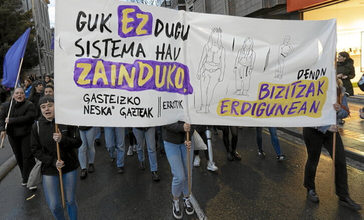 Martxoak 8ko mobilizazioetan deialdi feministarekin bat eginez, neska gazteen aldarri propioak.