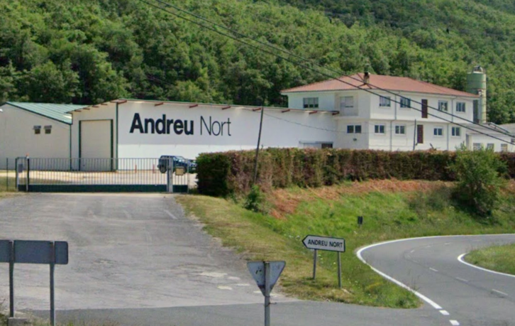 Exterior de la empresa Andreu Nort, en Eulate, que ha cerrado sus puertas el 30 de setiembre.