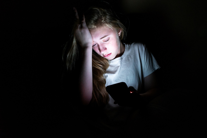 El ciberacoso a adolescentes aumenta debido al extendido uso de las redes socialees.