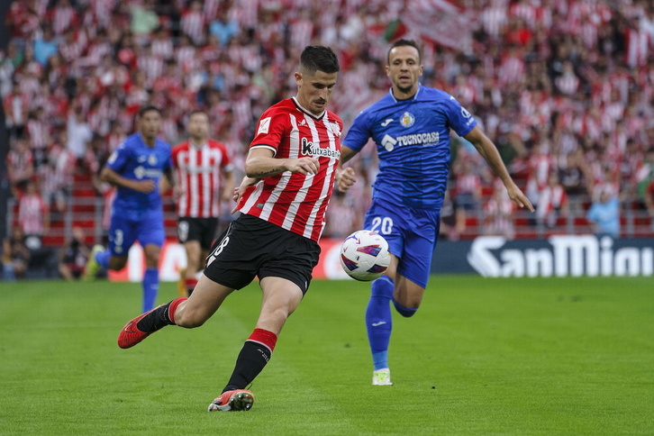 Oihan Sancet en una imagen del partido ante el Getafe en el que fue expulsado.