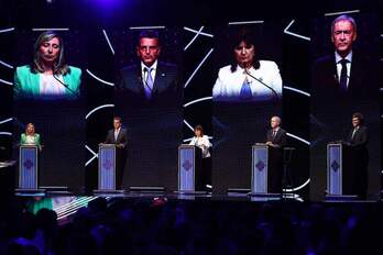 Un momento del debate entre los cinco candidatos.