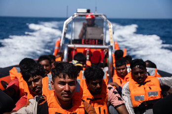 Imagen de un rescate de Open Arms en el Mediterráneo en julio.