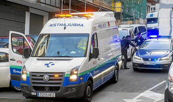 La propuesta de que se analizara la publificación de las ambulancias planteada por EH Bildu fue rechazada.