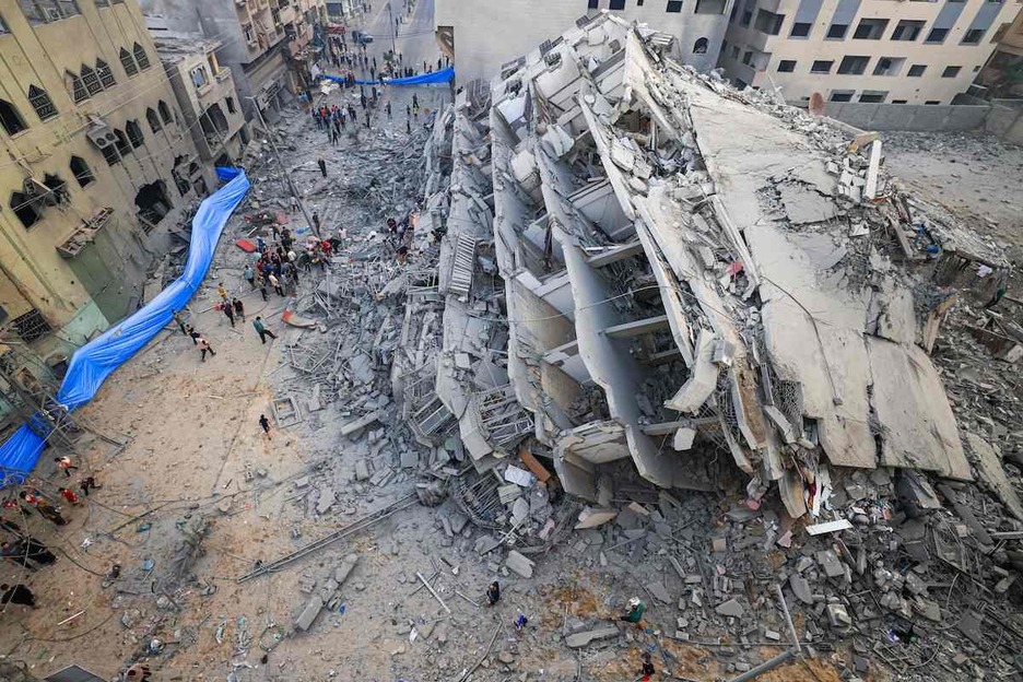 Israel ha bombardeado intensamente Gaza esta noche.