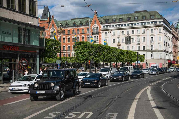 Una fila de coches en Estocolmo durante la hora punta.