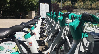 Bicicletas eléctricas en Iruñea.