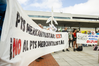 Imagen de archivo de una movilización contra el PTS en Gasteiz.