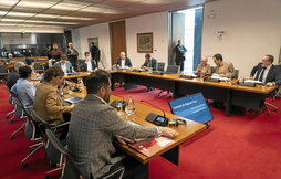 Sesión de la comisión de Régimen Foral del Parlamento navarro que aprobó ayer la ponencia sobre autogobierno.