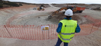 Obras para un macroparque fotovoltaico de Forestalia en la comarca aragonesa de Campo de Belchite.