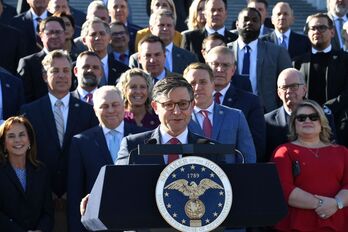 Mike Johnson AEBko Ordezkarien Ganberako presidentea.