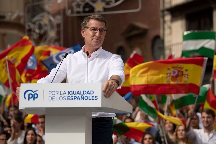 El líder del PP, Alberto Núñez Feijóo, en un acto contra la amnistía este pasado domingo en Málaga.