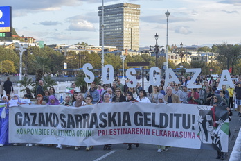 Urriaren 21ean Gernika-Palestima herritar ekimenak deituta manifestazioa egin zuten Donostian.