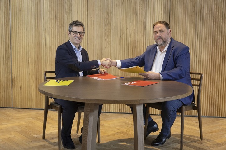 Bolaños y Junqueras han firmado este jueves el acuerdo. 