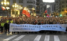 Bilboko Kale Nagusi osoa bete zuen manifestazioak, 70.000 pertsonekin, Udalaren arabera.