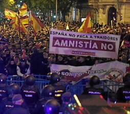 Protesta de ayer en Ferraz.