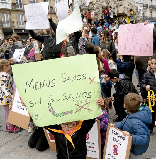 Ikasbidean, egoera salatzeko mobilizazioa.