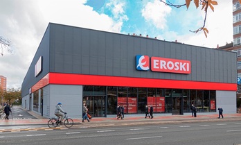 Supermercado Eroski en el barrio de Lakua, en Gasteiz. 