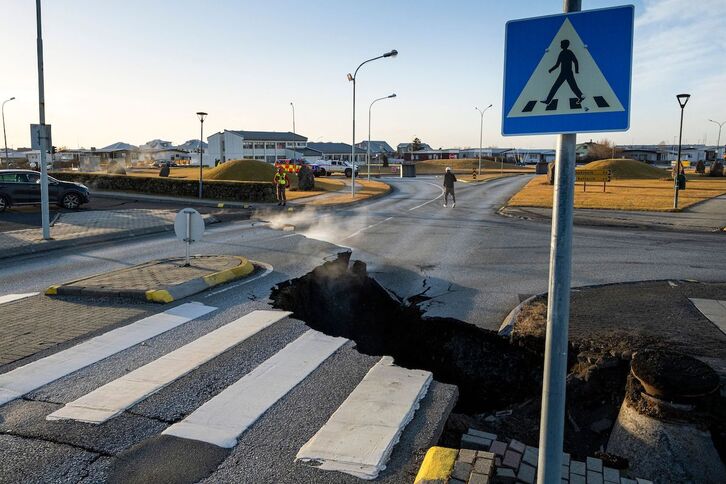 Consecuencias de los recientes terremotos en Grindavik, Islandia.