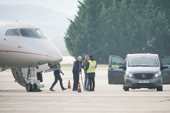 El emérito ha aterrizado este domingo en Gasteiz.