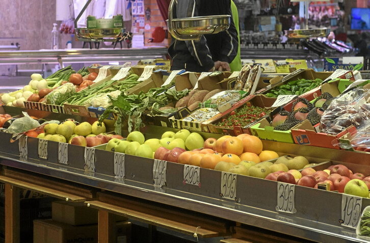 La compra de alimentos se ha reducido un 3% en plena escalada de la inflación.
