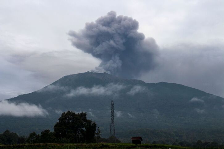 El volcán Merapi, en erupción.