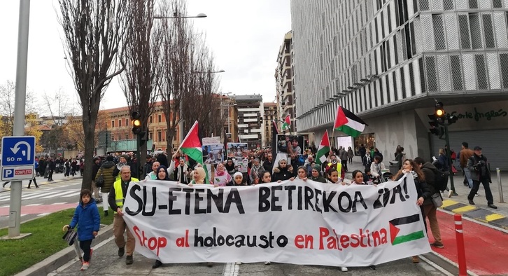 Imagen de archivo de una manifestación en Iruñea para denunciar la agresión sionista contra Gaza. 