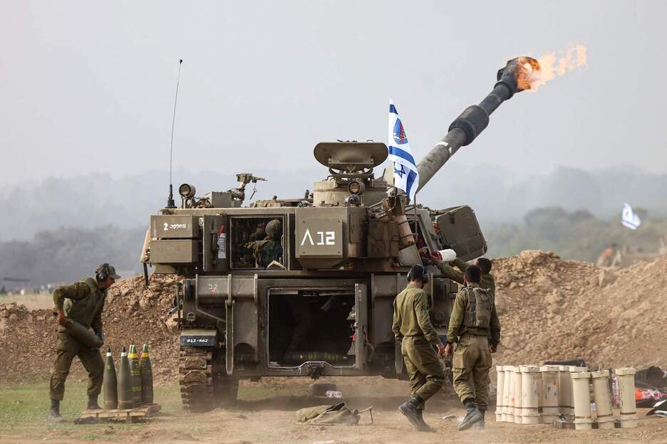 Otra imagen de un tanque del Ejército israelí cerca de Gaza. 
