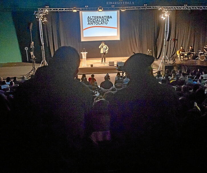 Presentación de EHKS en Eibar.