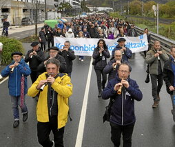 Atzo Martutenetik hasitako manifestazioa.