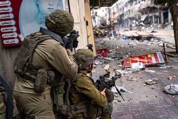 Soldados israelíes en Gaza.