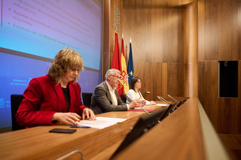 De izquierda a derecha, Ana Ollo, Félix Taberna y Begoña Alfaro. 