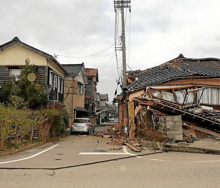 Destrozos causados en la ciudad de Wajima.