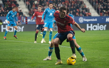 Con su gol ante el Almería, Budimir ha alcanzado a goleadores históricos como Irigibel y Echeverría.