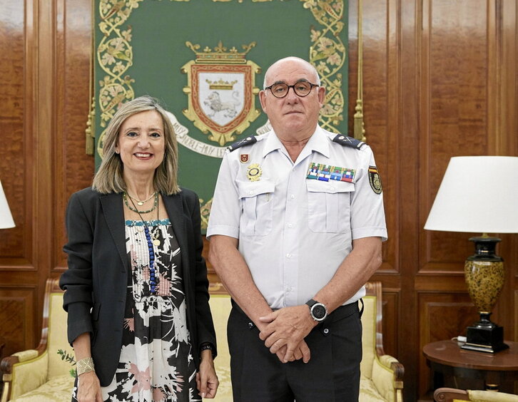 José María Borja, junto a la exalcaldesa Cristina Ibarrola.